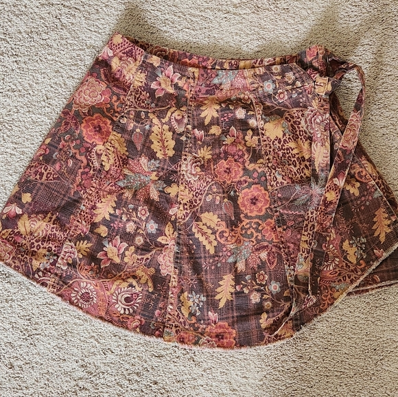 Pilcro Mini Wrap Floral Patchwork Bohemian Shabby Paisley Plaid Skirt 6 - Picture 3 of 7